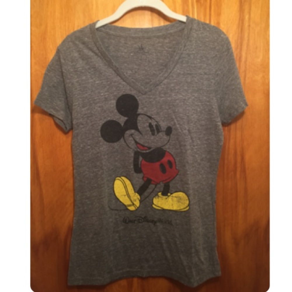 DISNEY Mickey Mouse graphic t-shirt size M
